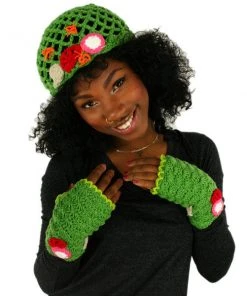 Womens Yummy You! By Twinkie Chan - Salad Set (Hat & Mitts)